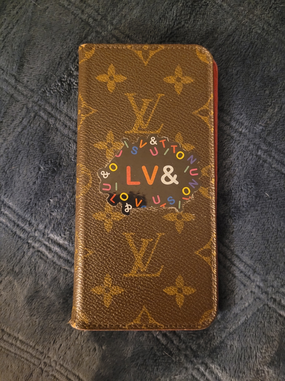Authentic Louis Vuitton Brown Monogram Phone Wallet Case - LV& Design